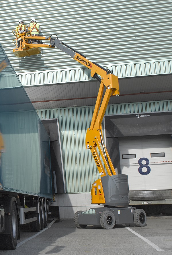 電動高空作業(yè)平臺是什么
