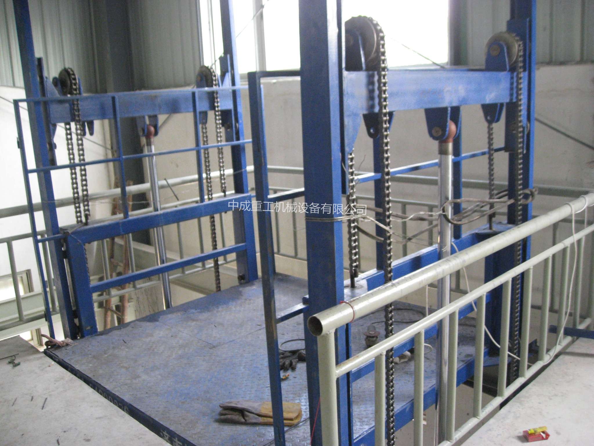 四川導(dǎo)軌式液壓升降貨梯