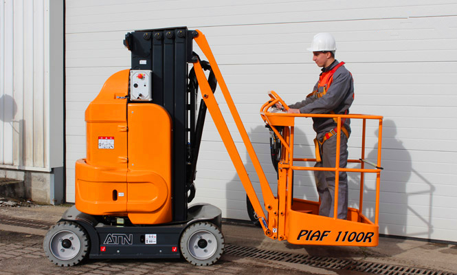 haulotte垂直桅桿式升降車維修