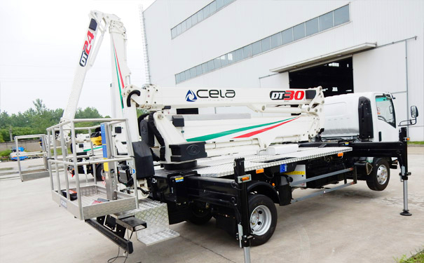 車載式高空作業(yè)平臺(tái)維修