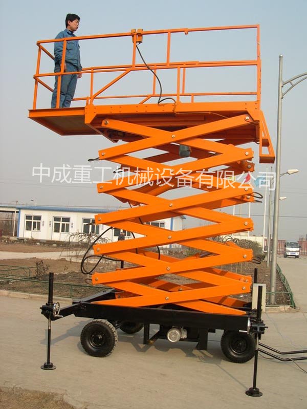 合肥四輪移動(dòng)式升降機(jī)