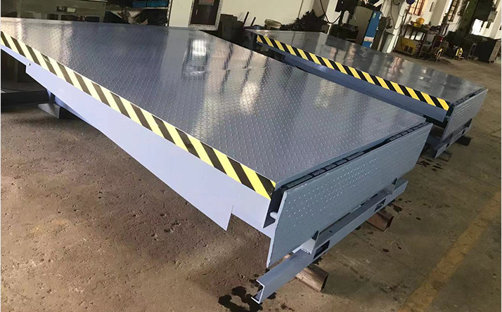 臺面式登車橋圖片